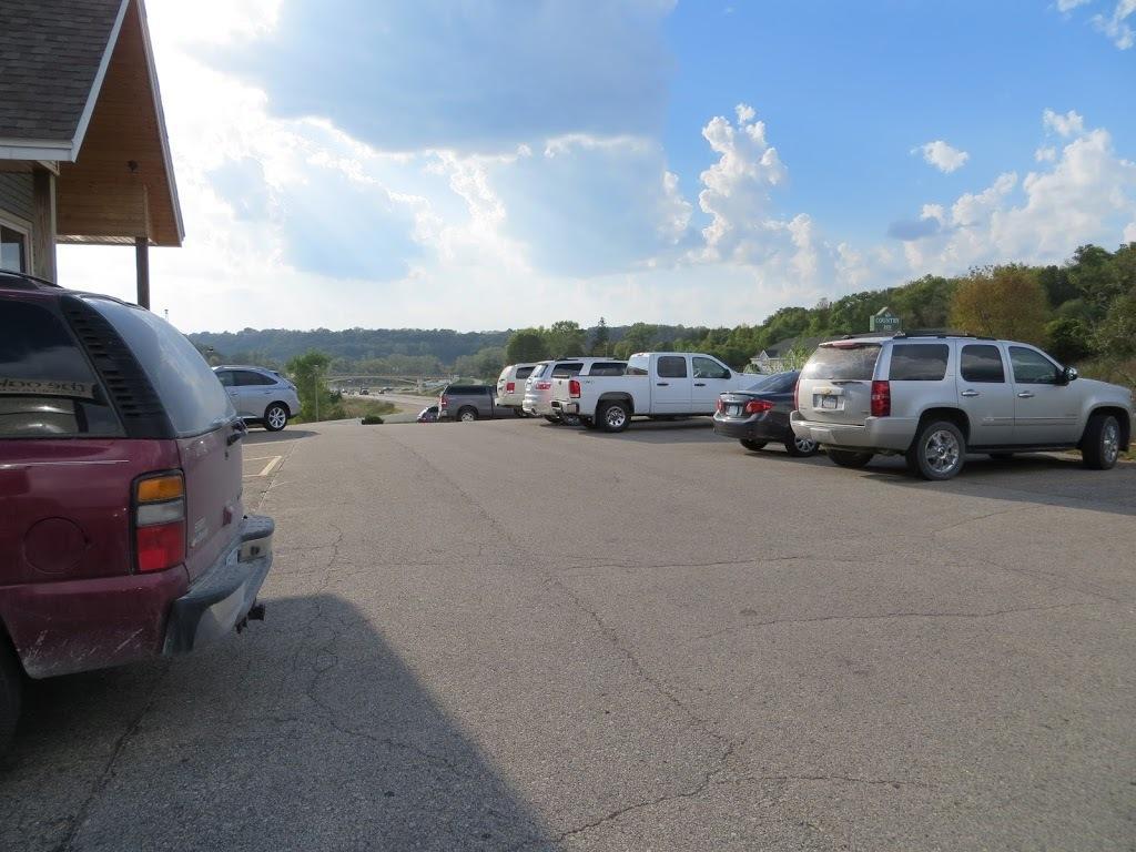The Bluffs Inn & Suites Decorah Exteriör bild