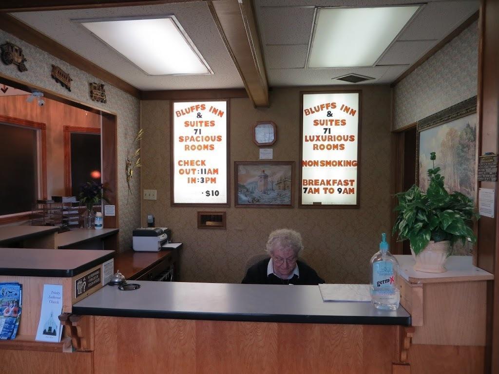 The Bluffs Inn & Suites Decorah Exteriör bild
