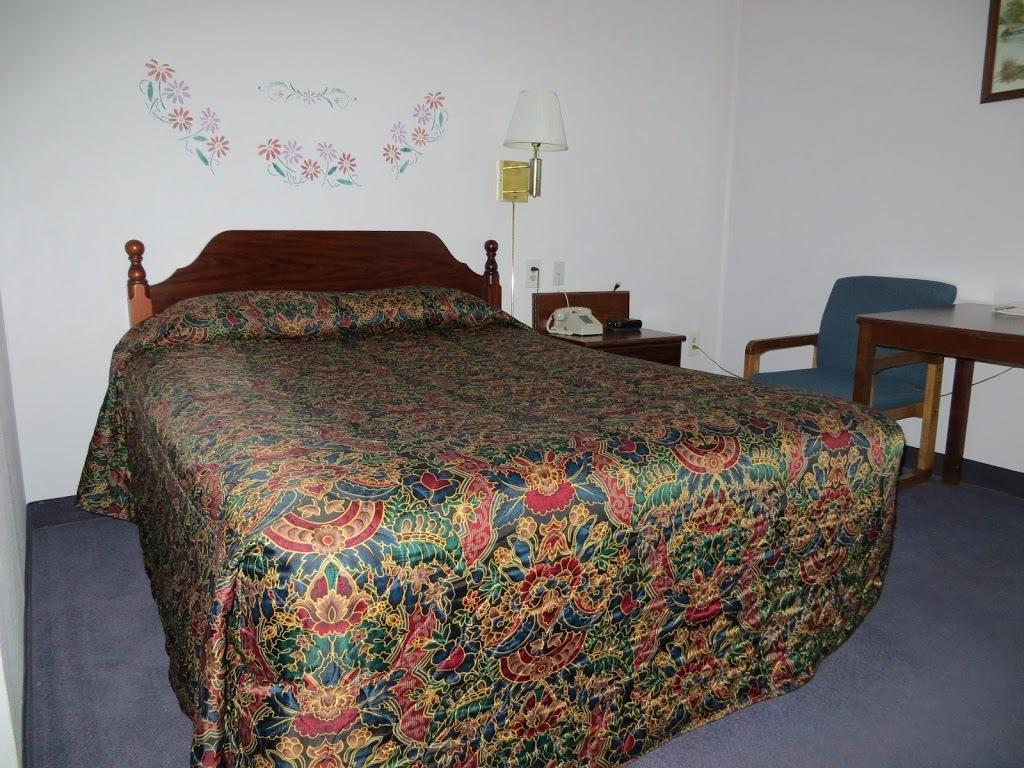 The Bluffs Inn & Suites Decorah Rum bild